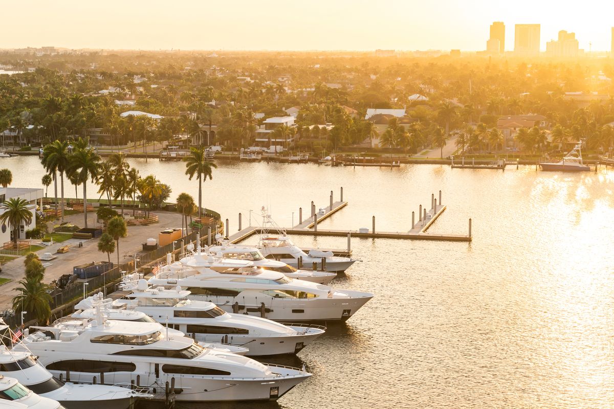 Sail into Splendor: Exploring Miami’s Coastal Charms Aboard Our Luxury Yacht Charters