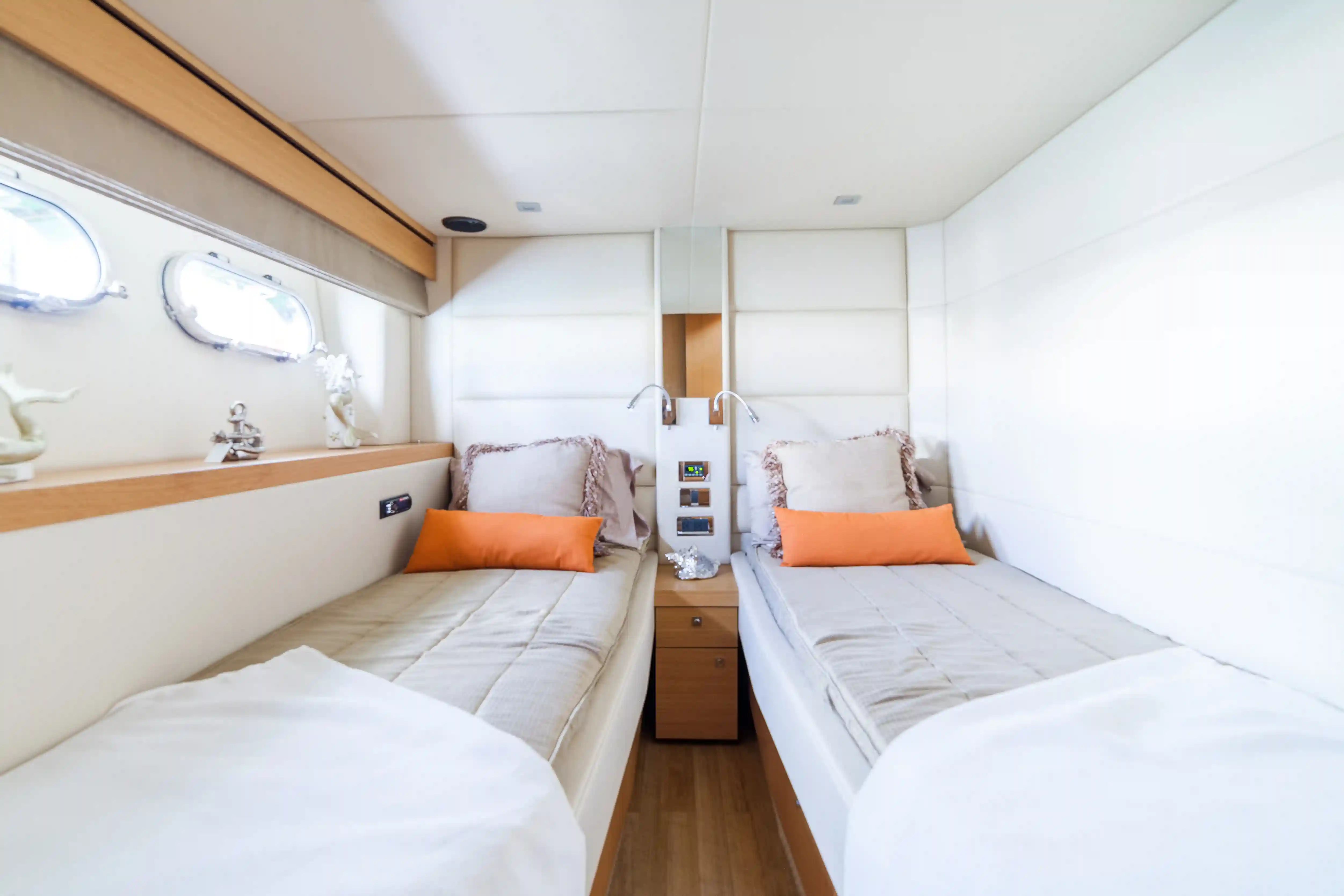 70’ Sunseeker Manhattan