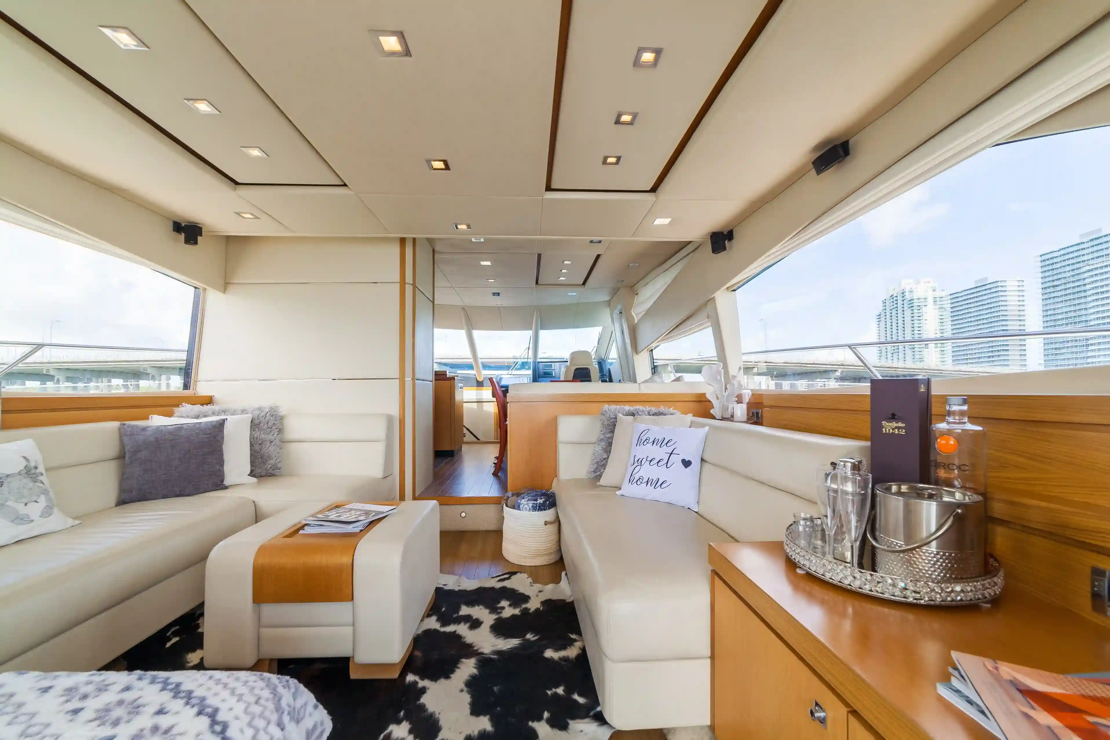 70’ Sunseeker Manhattan