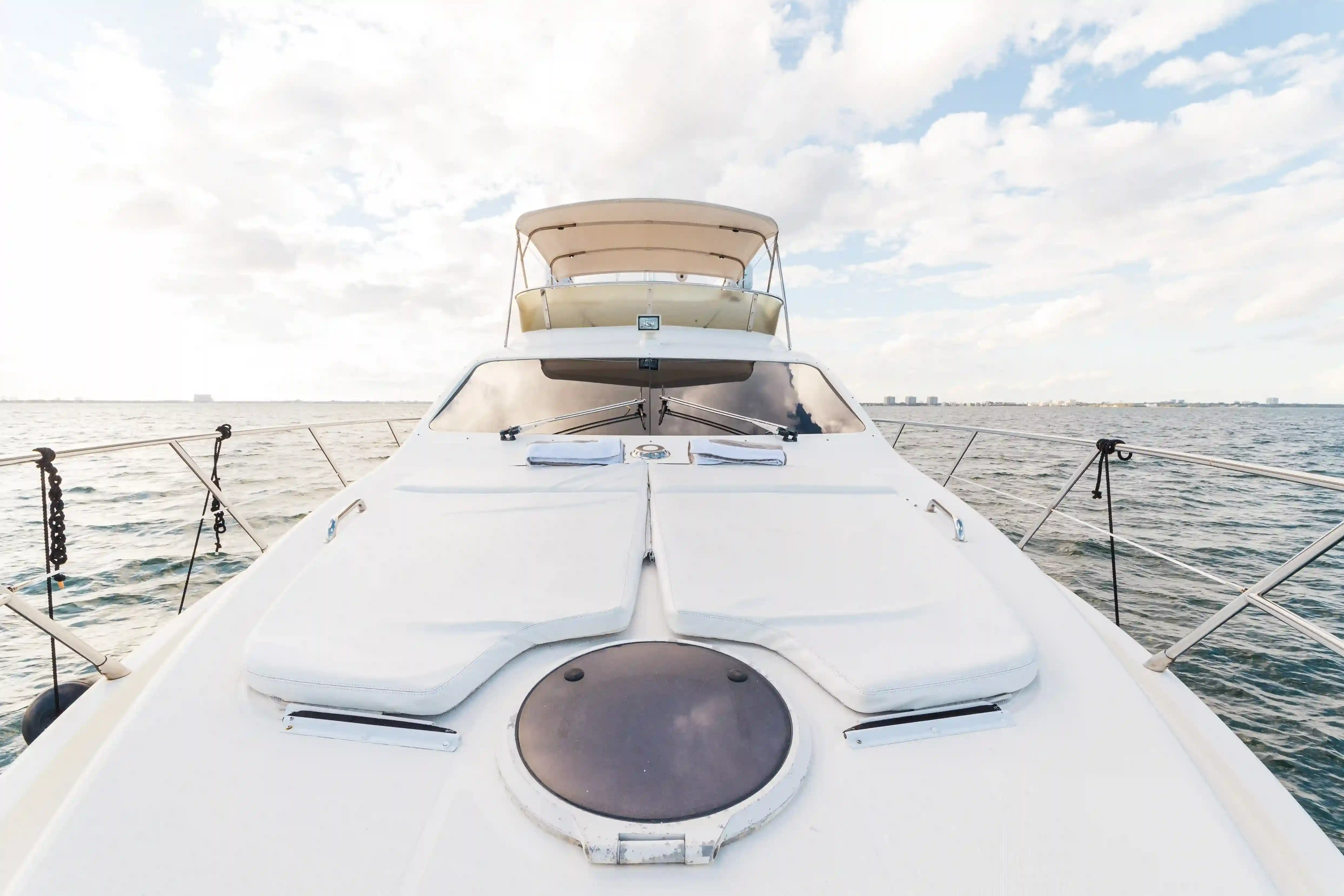 55’ Azimut Flybridge