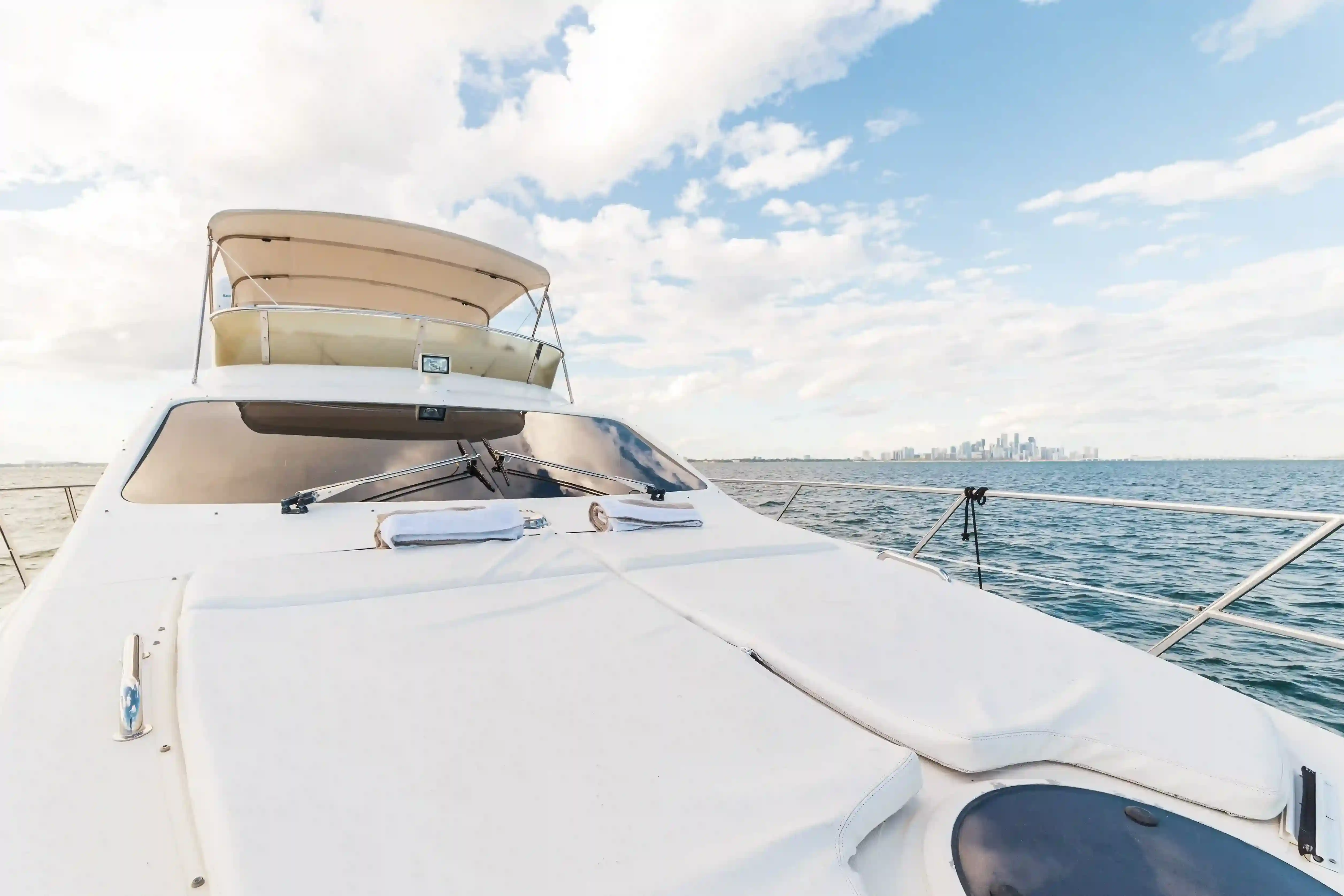 55’ Azimut Flybridge