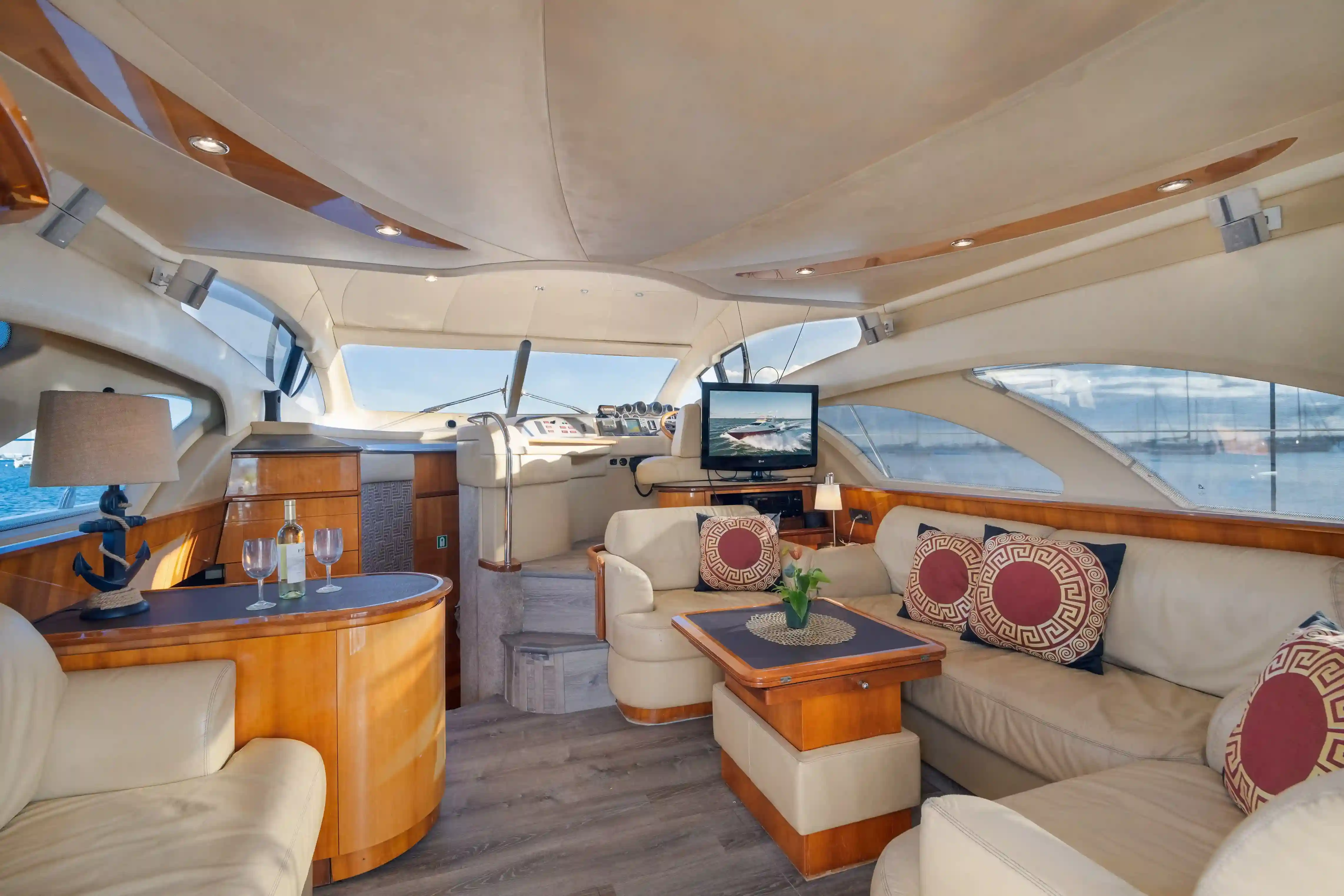 55’ Azimut Flybridge