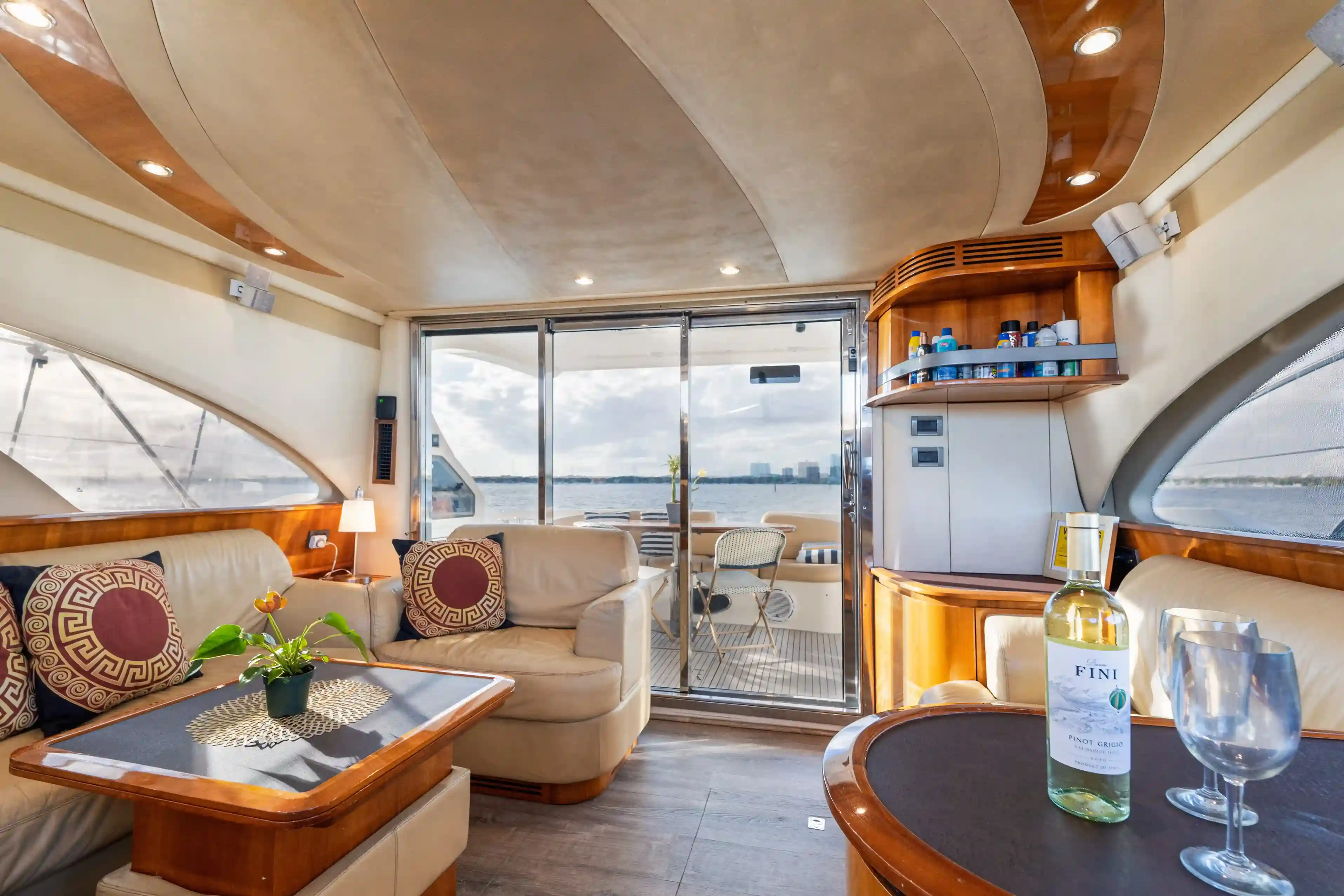 55’ Azimut Flybridge