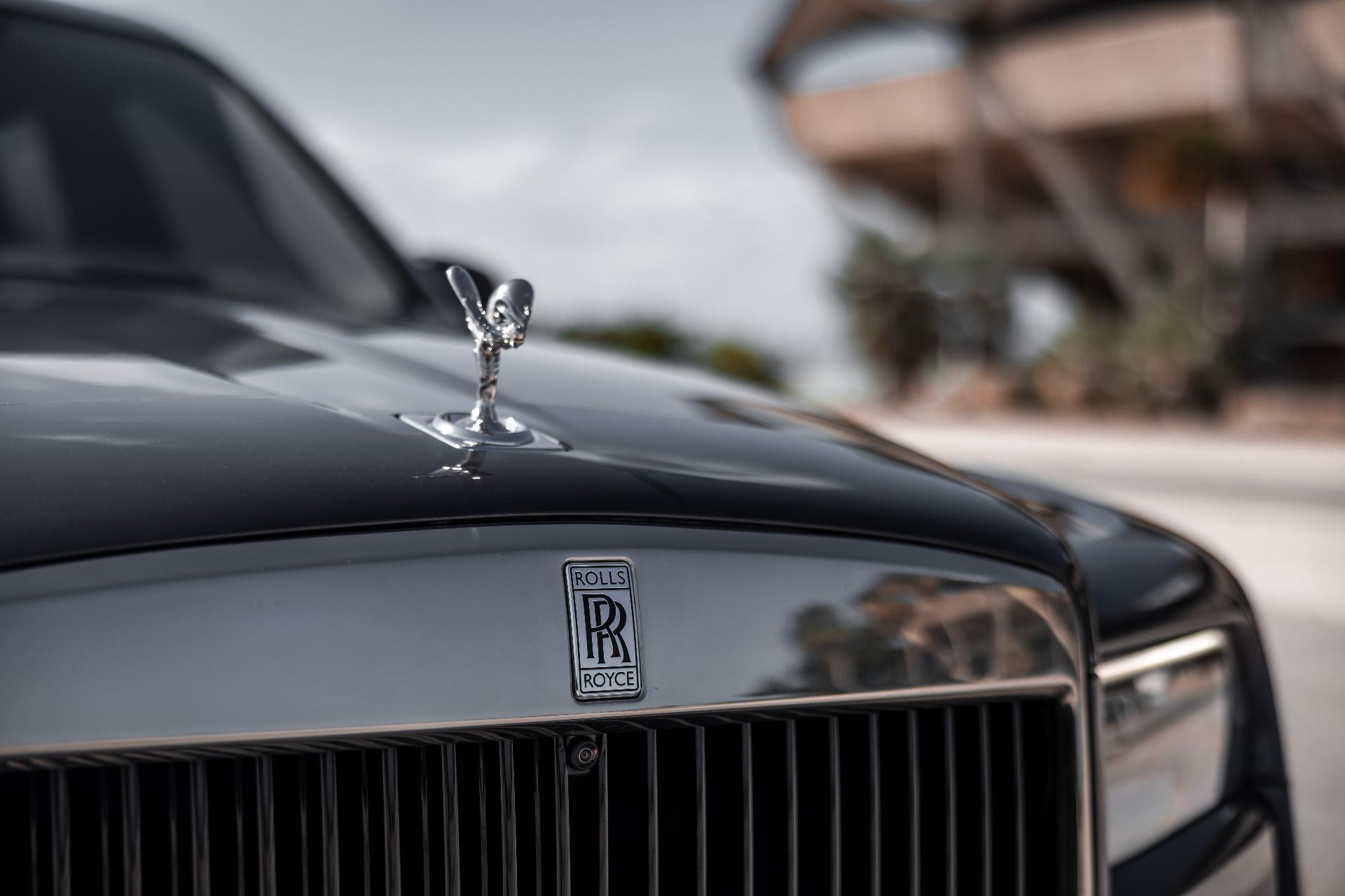 Rolls Royce Cullinan (Gray)