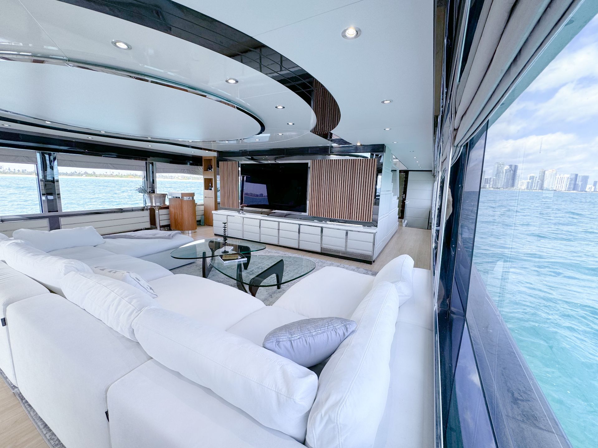 112' Custom PRIVILEGE
