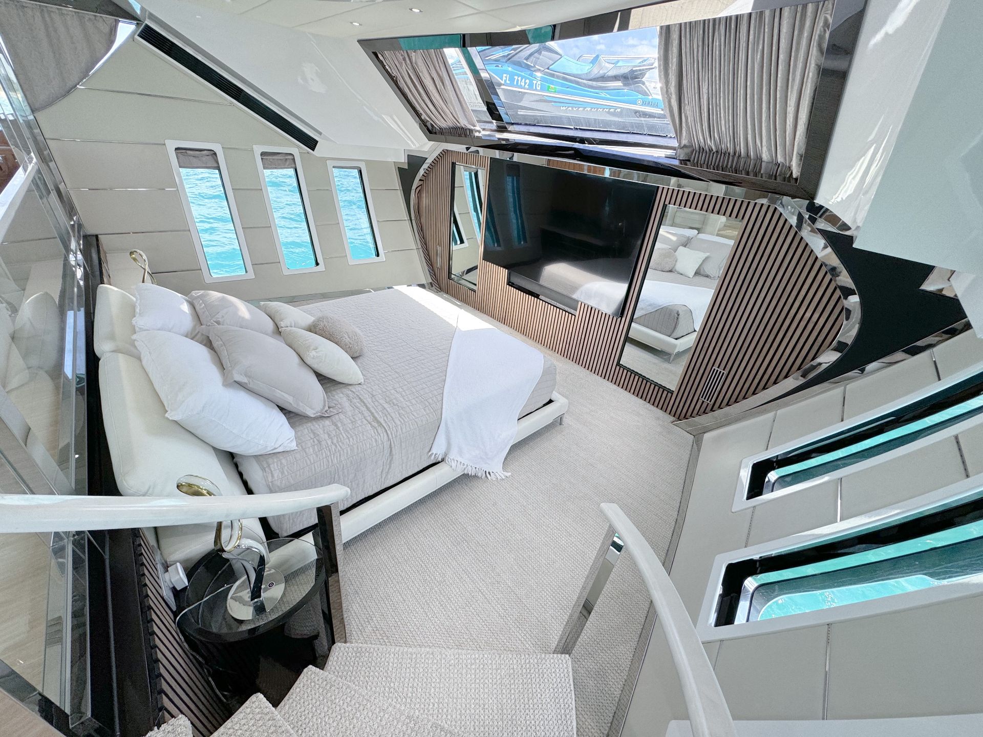 112' Custom PRIVILEGE